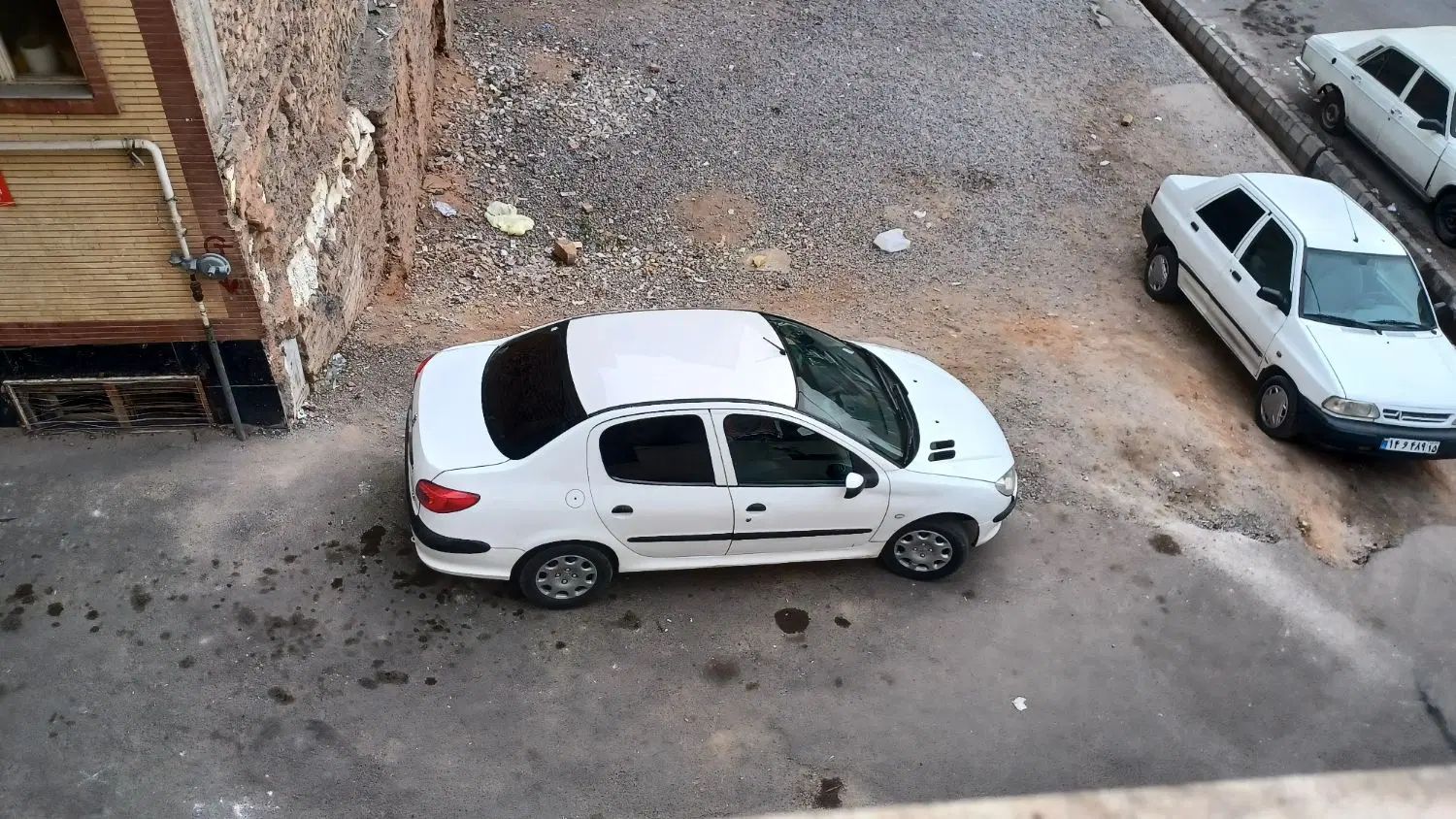 پژو ۲۰۶ صندوق دار v20 - 1386