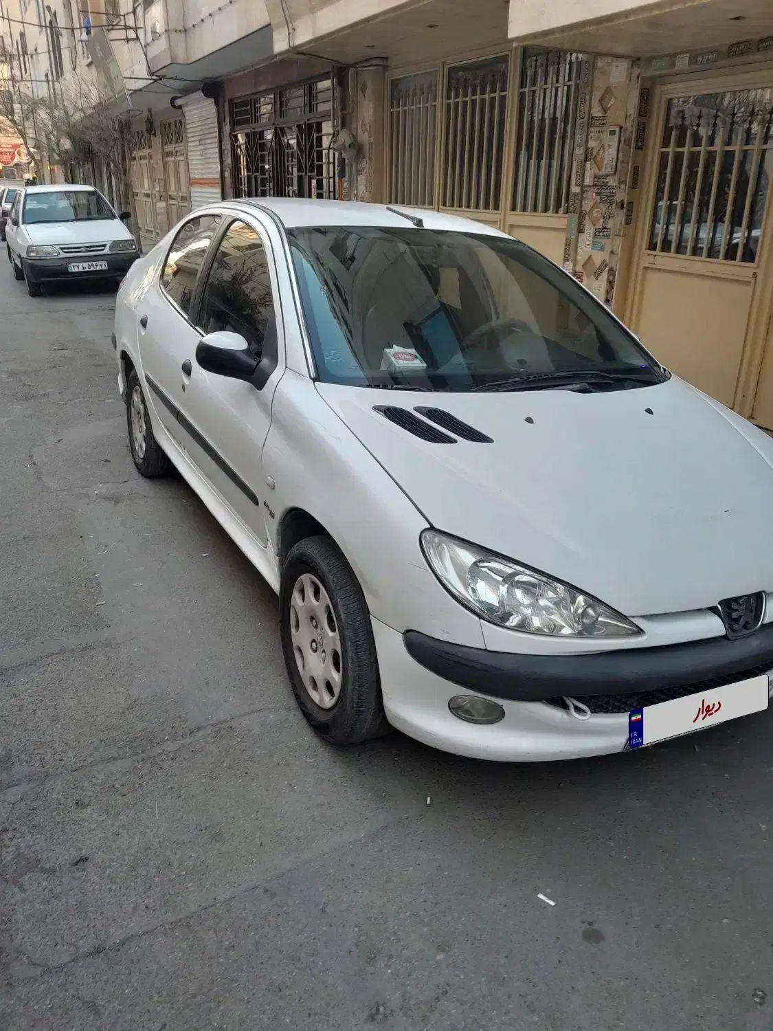 پژو ۲۰۶ صندوق دار v8 - 1390