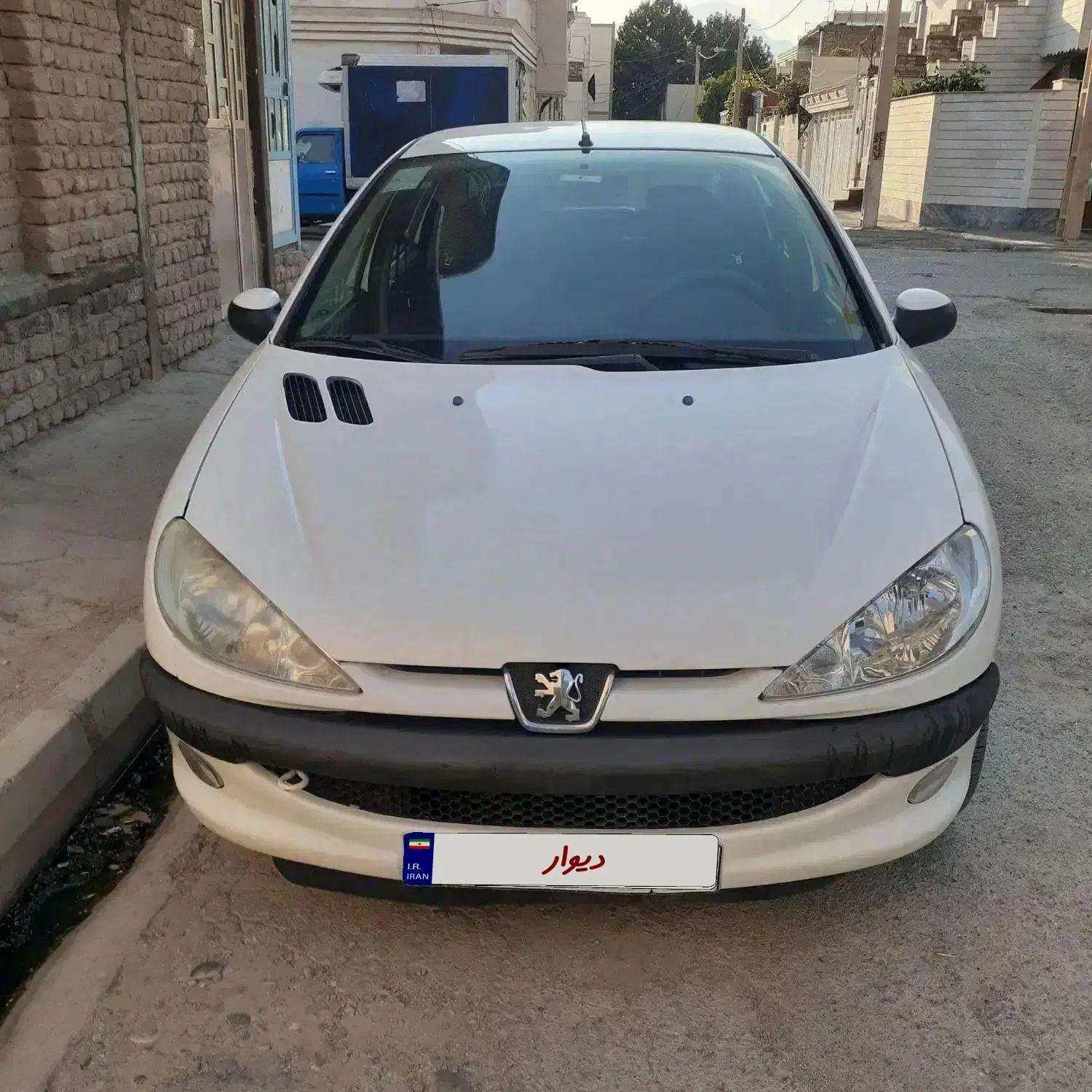 خودرو پژو، ۲۰۶ صندوق دار آگهی ann_20006105