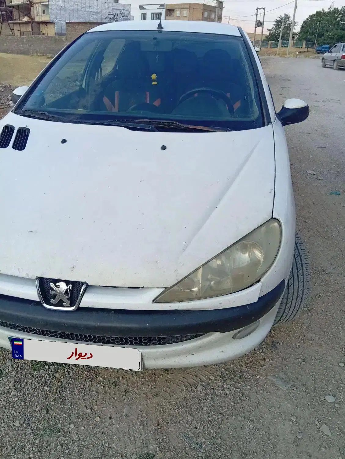 پژو ۲۰۶ صندوق دار v8 - 1390