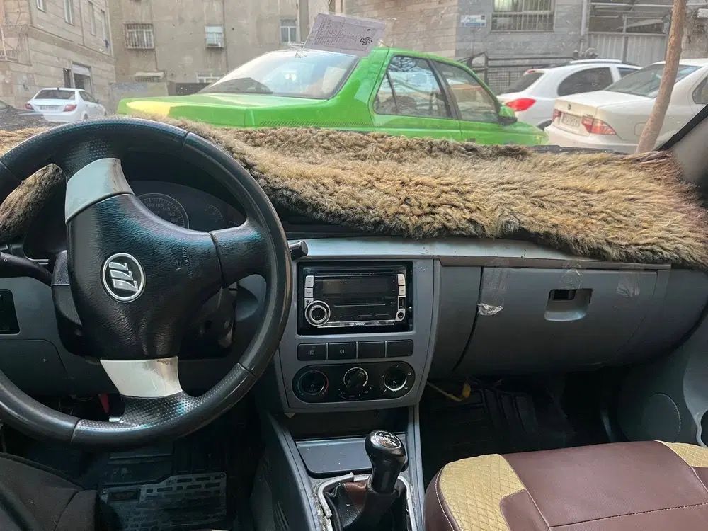 لیفان 520 دنده‌ای - 1388