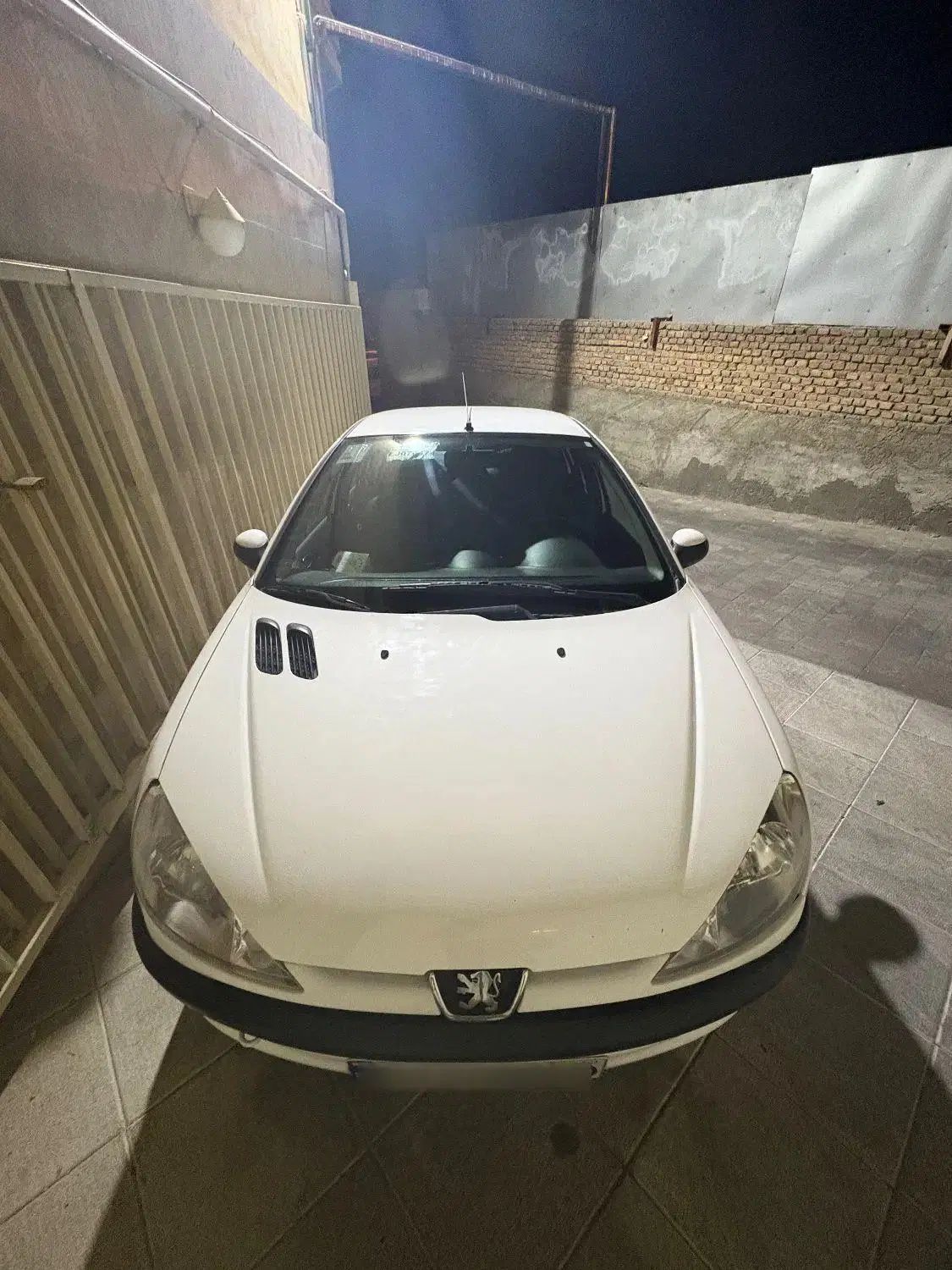 پژو ۲۰۶ صندوق دار v8 - 1399