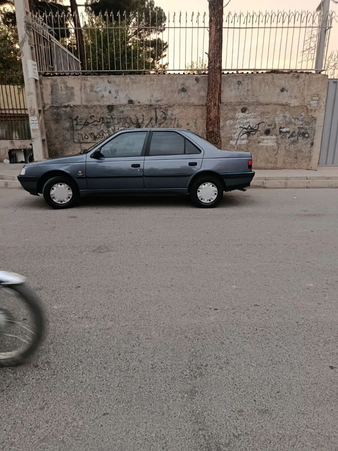 پژو 405 GL - 1379