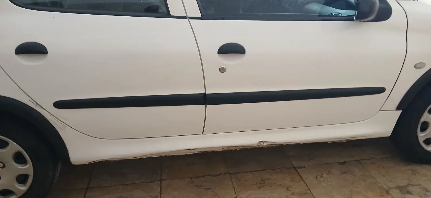 پژو ۲۰۶ صندوق دار v8 - 1396