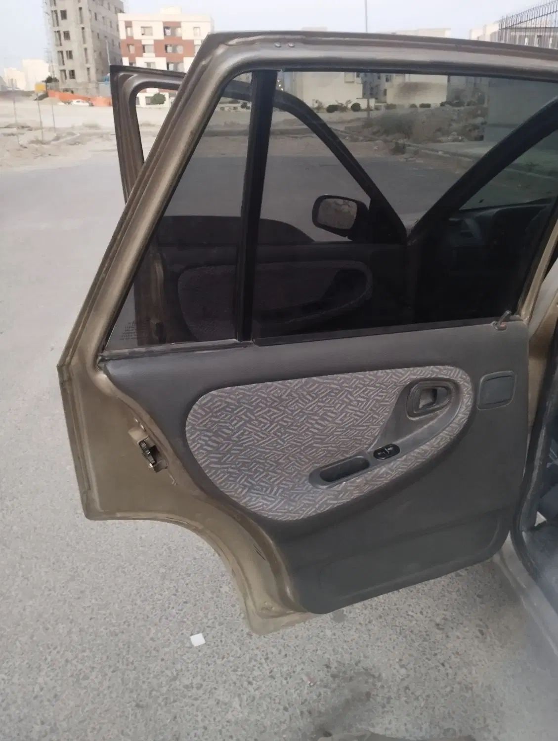 دوو سیلو سدان - 1379