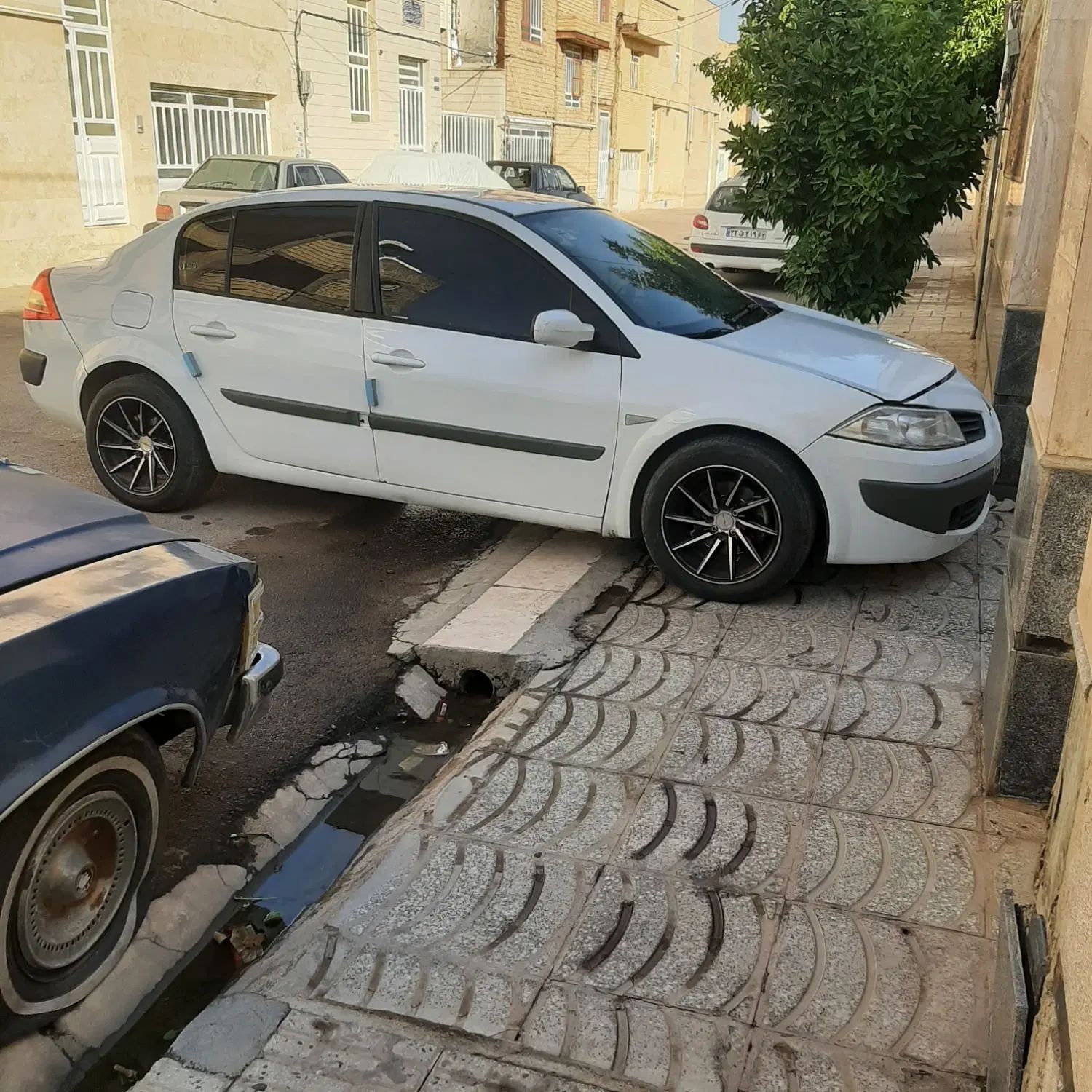 رنو مگان پارس خودرو 1600 E2 - 1392