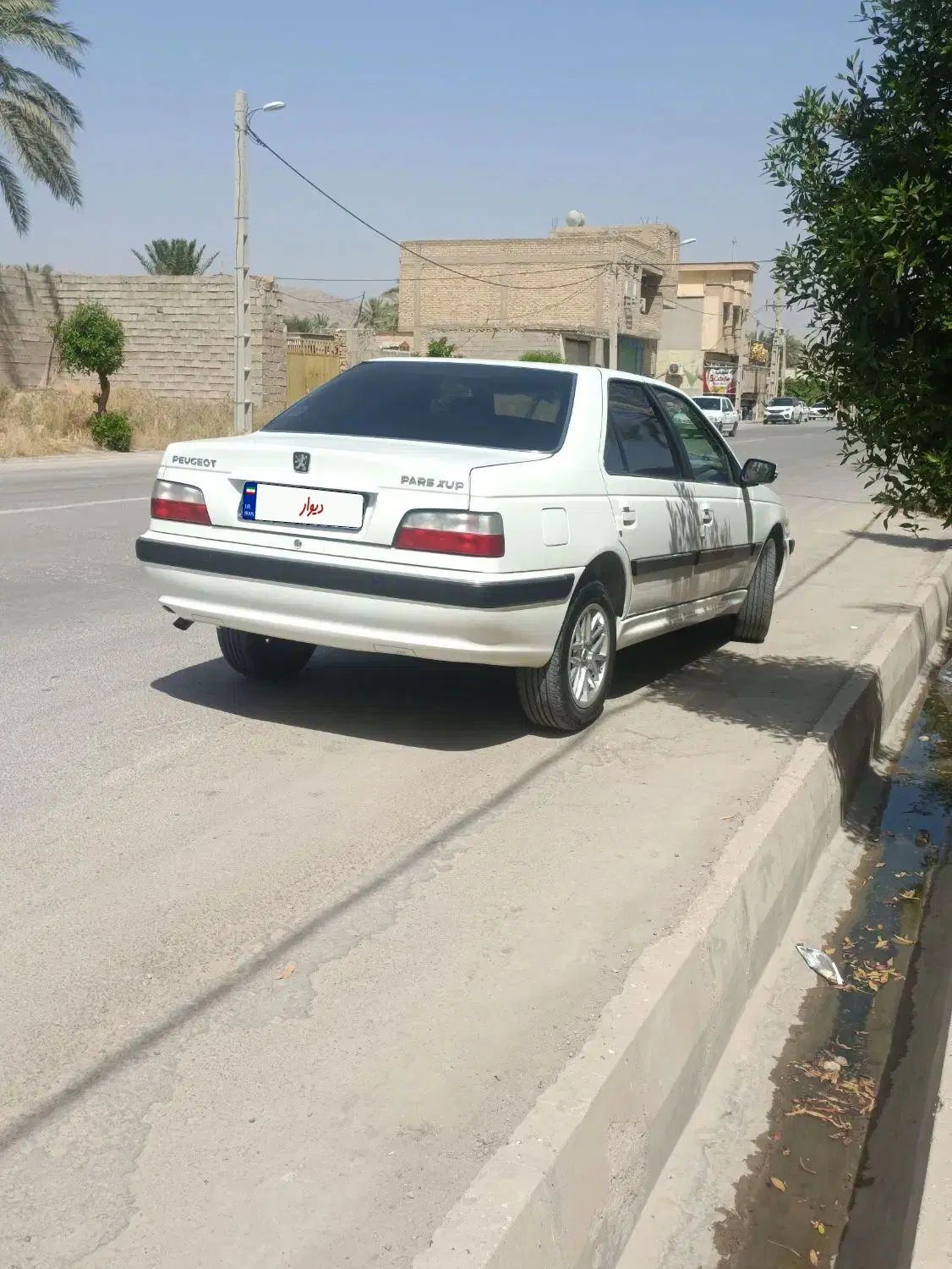 پژو پارس XU7P - 1402