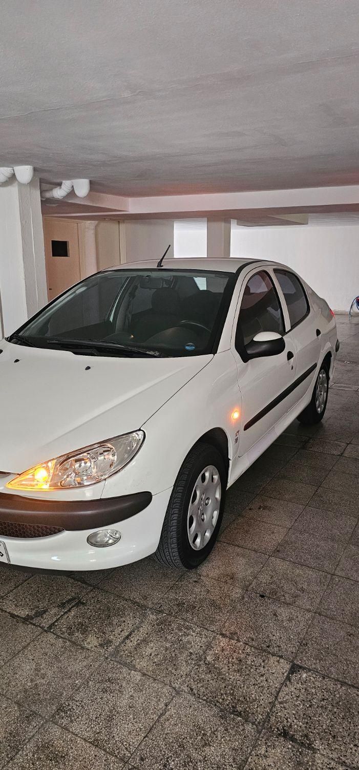 پژو ۲۰۶ صندوق دار v8 - 1400