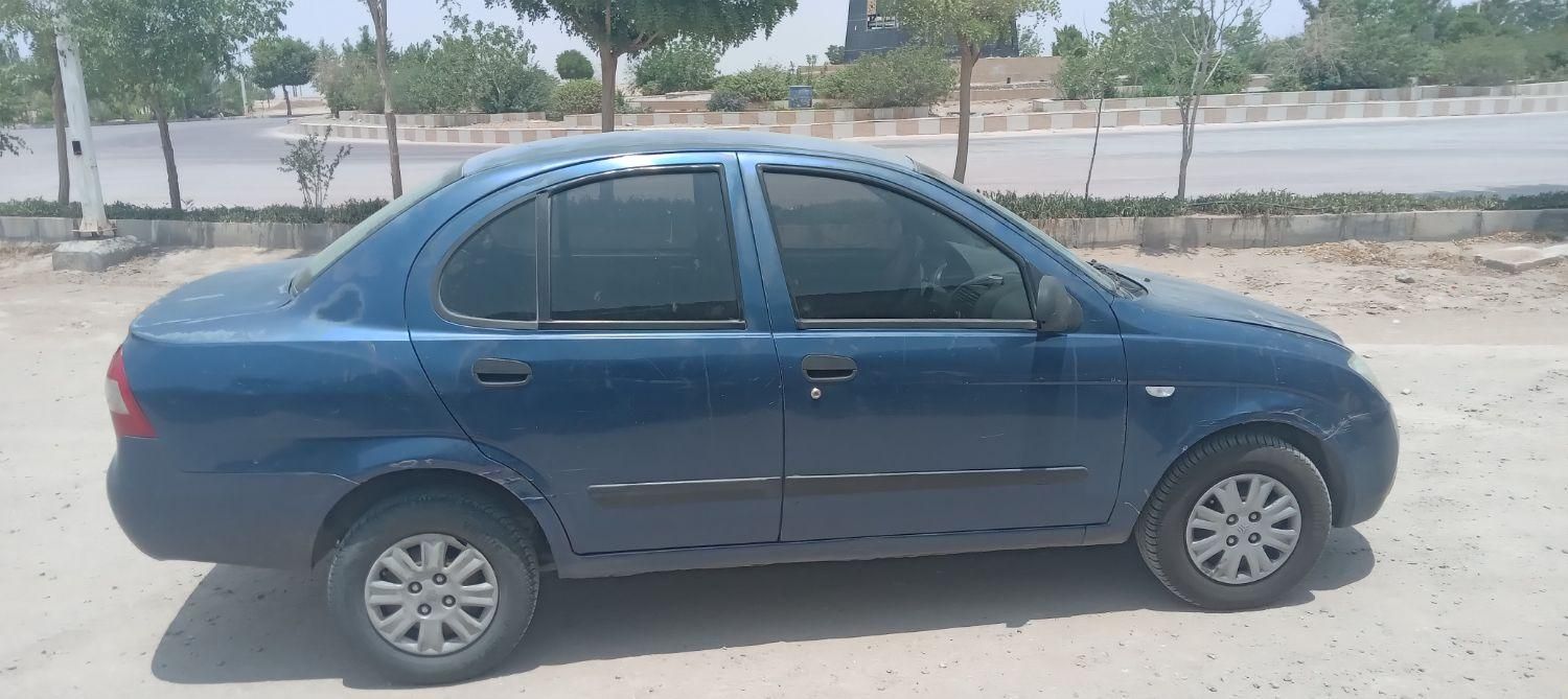تیبا صندوق دار LX - 1390