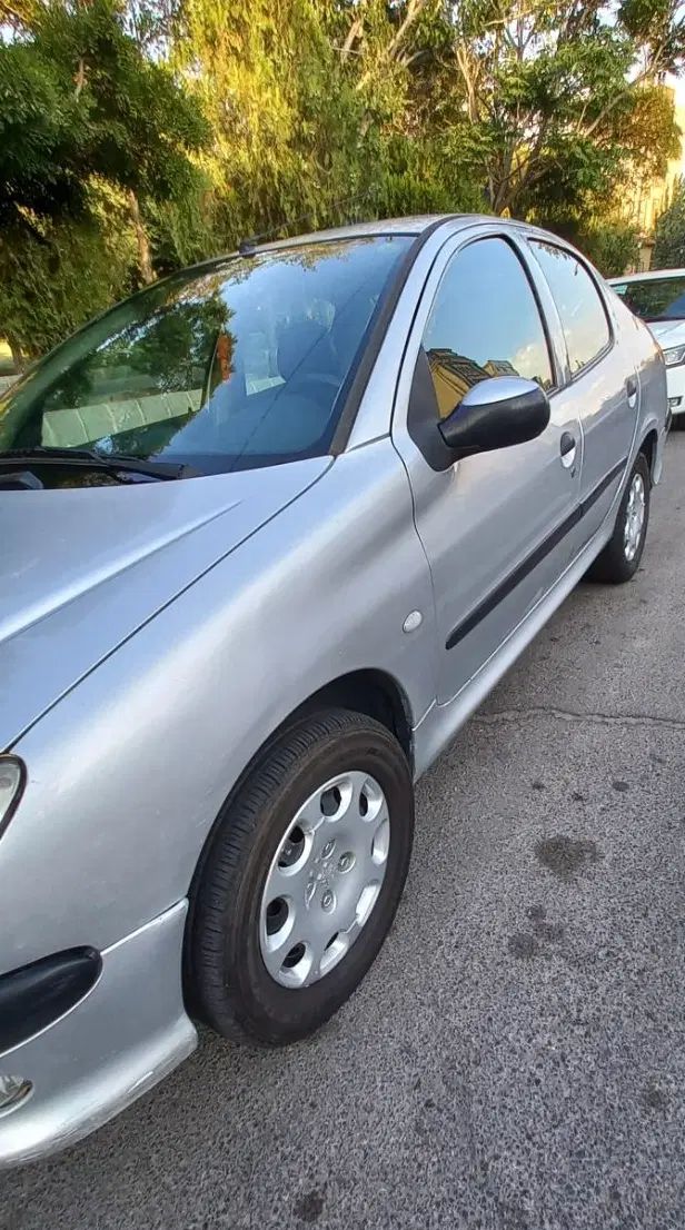 پژو ۲۰۶ صندوق دار v8 - 1386
