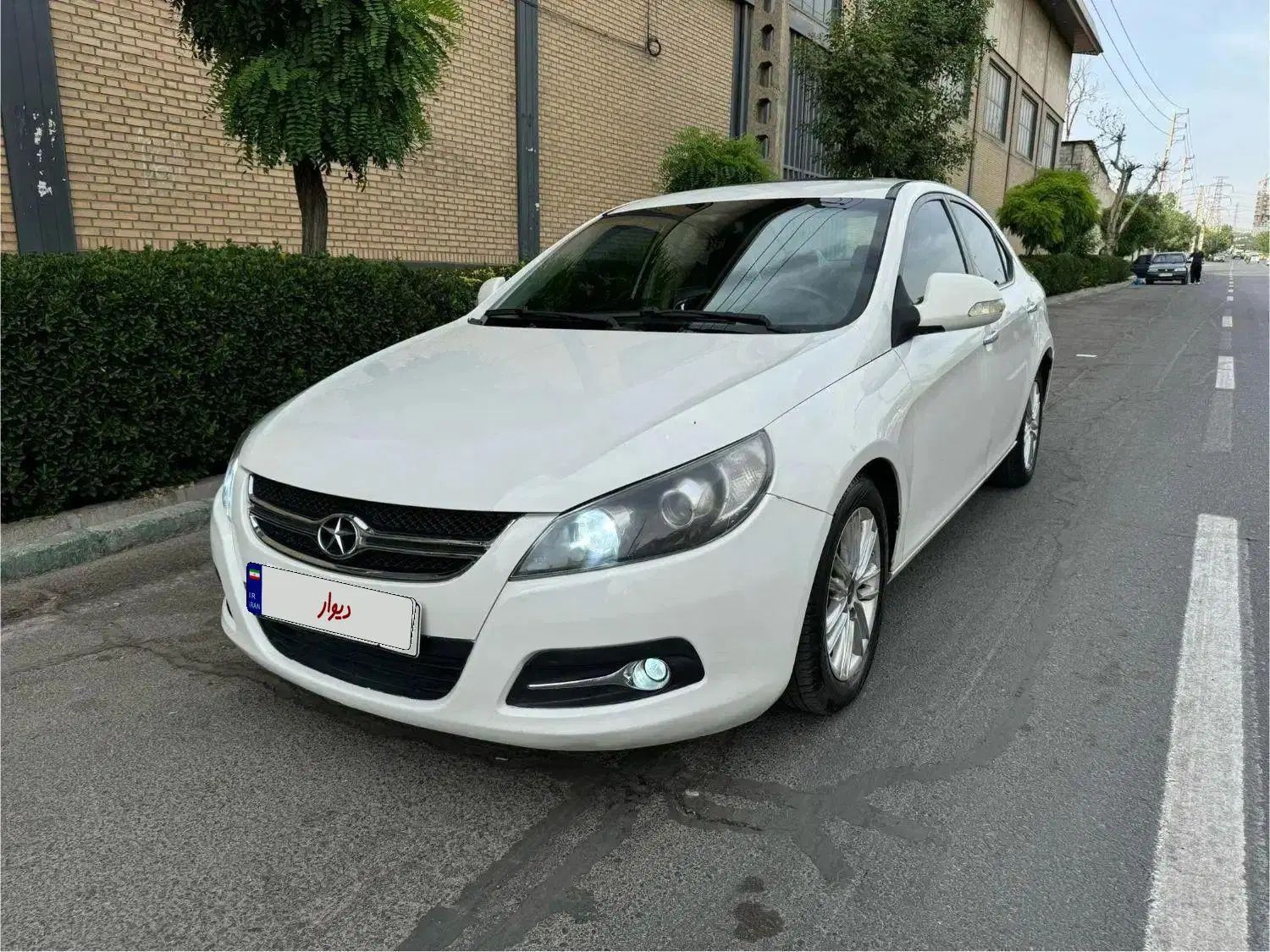 جک J5 اتوماتیک - 1394