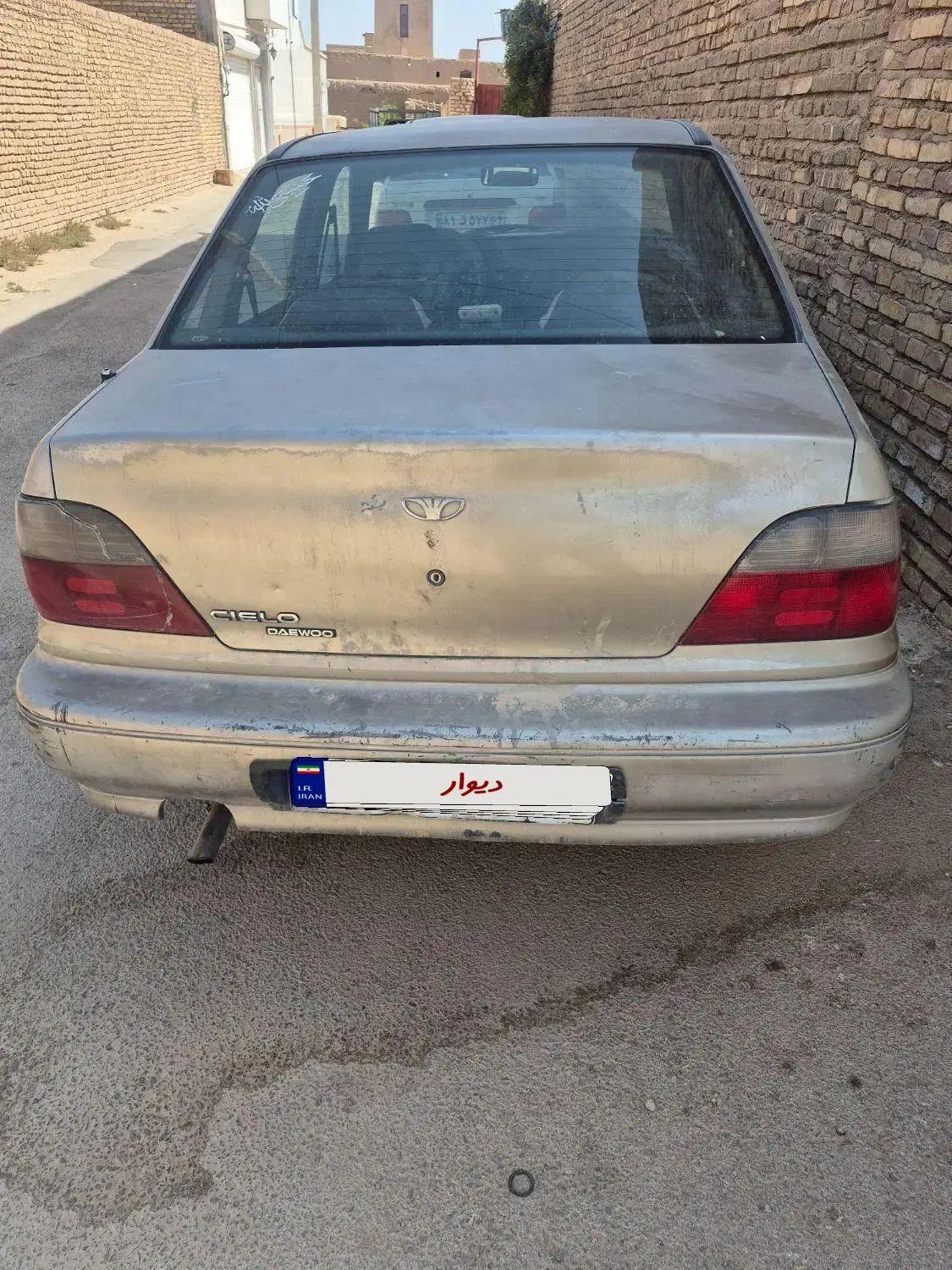 دوو سیلو سدان - 1382