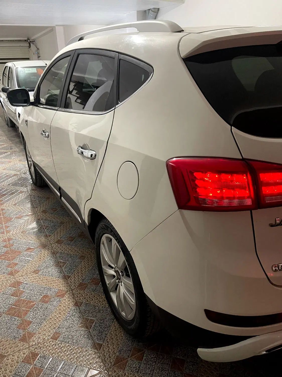جک S5 اتوماتیک - 1396