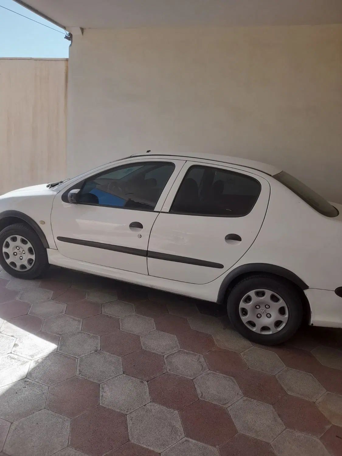 پژو ۲۰۶ صندوق دار v20 - 1390