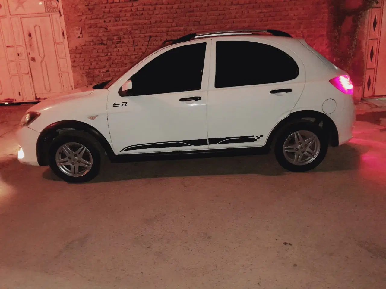 کوییک R دنده‌ای - 1401