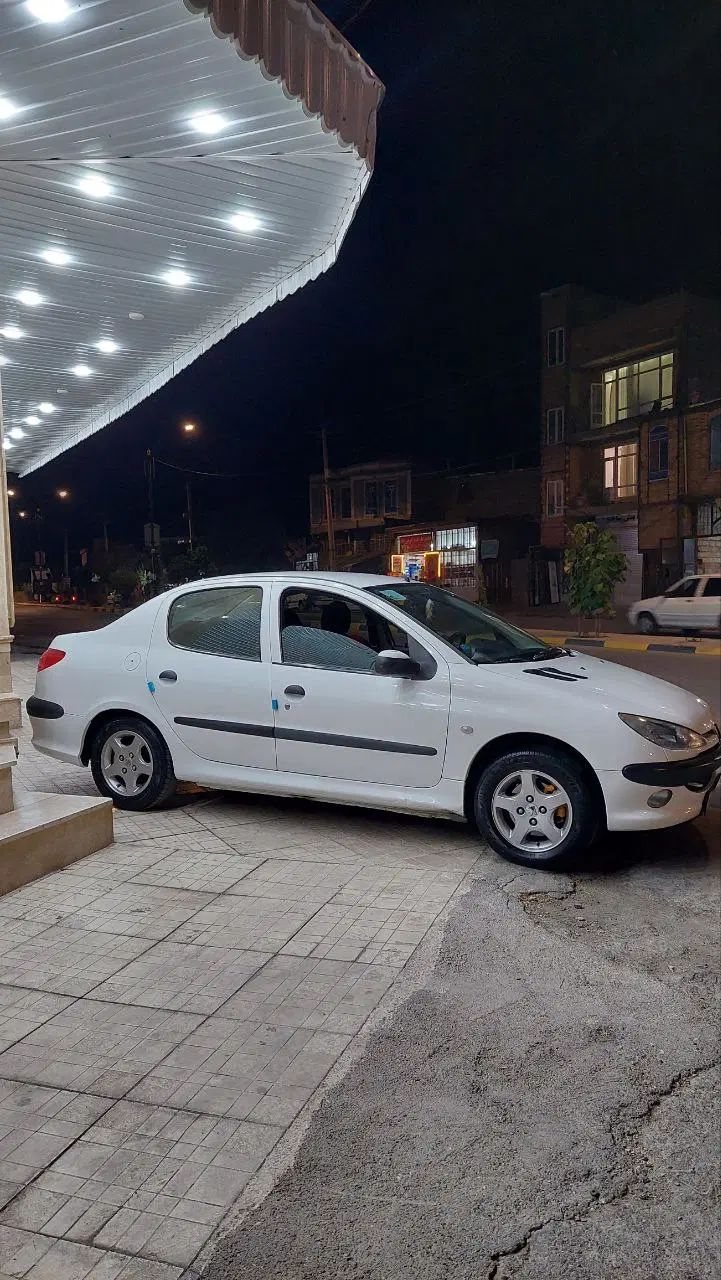 پژو ۲۰۶ صندوق دار v8 - 1396