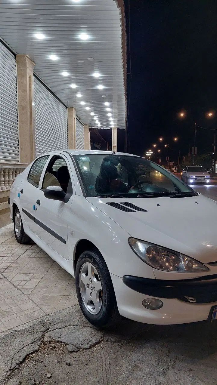 پژو ۲۰۶ صندوق دار v8 - 1396