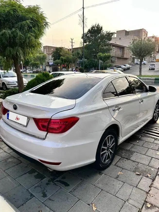 لیفان 820 اتوماتیک - 1397