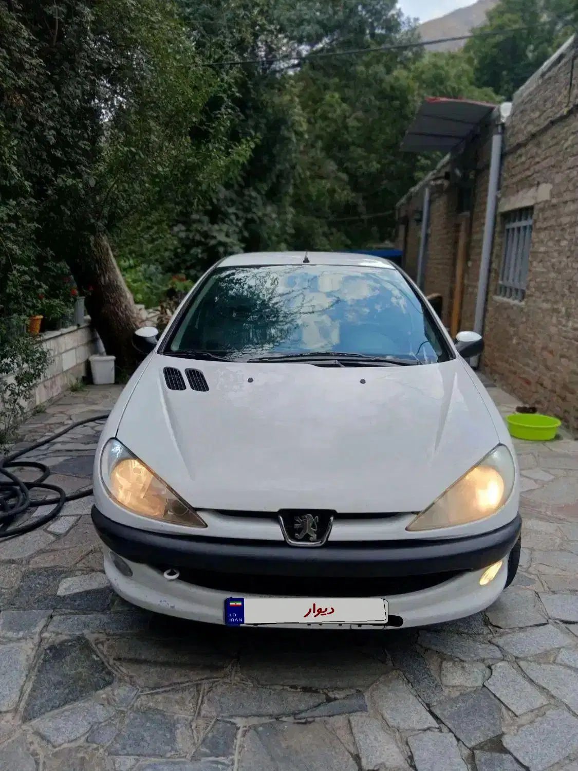 پژو ۲۰۶ صندوق دار v8 - 1394