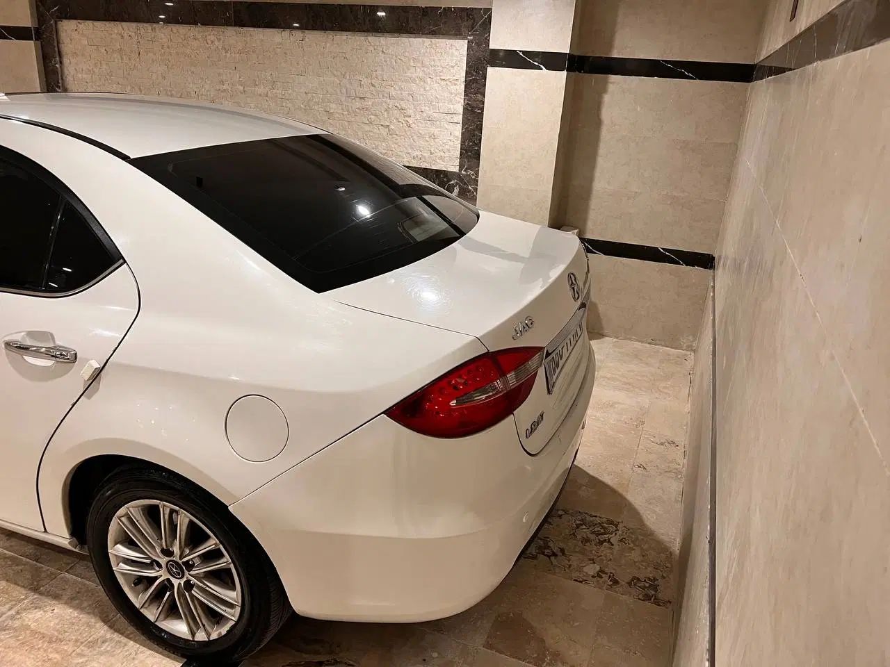 جک J5 اتوماتیک - 1394