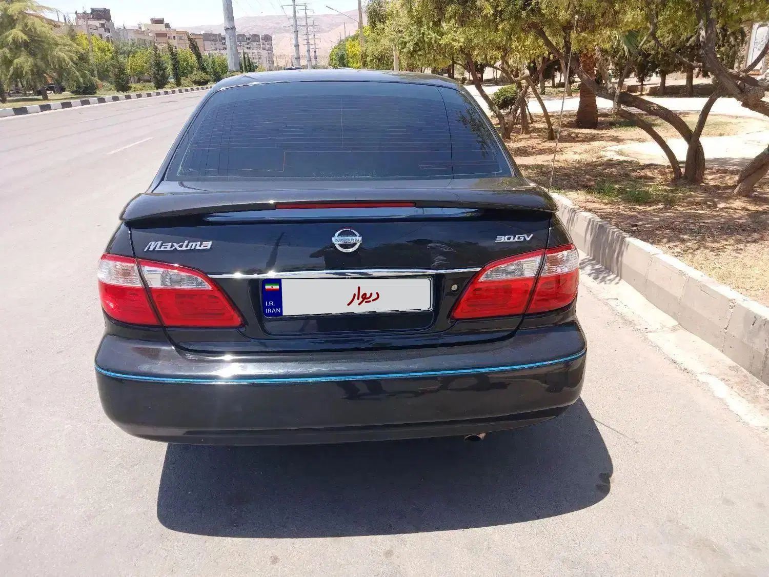 نیسان ماکسیما دنده‌ای - 1385