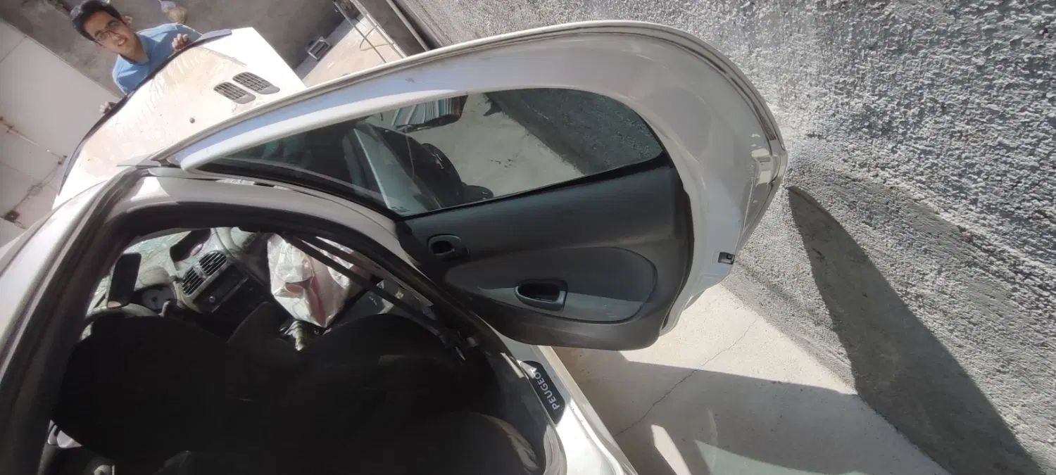 پژو ۲۰۶ صندوق دار v8 - 1393
