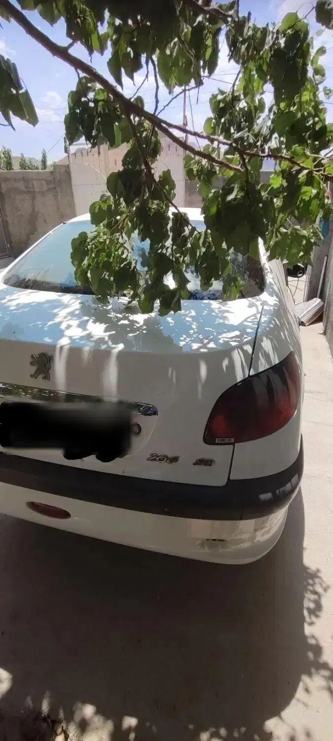 پژو ۲۰۶ صندوق دار v8 - 1393