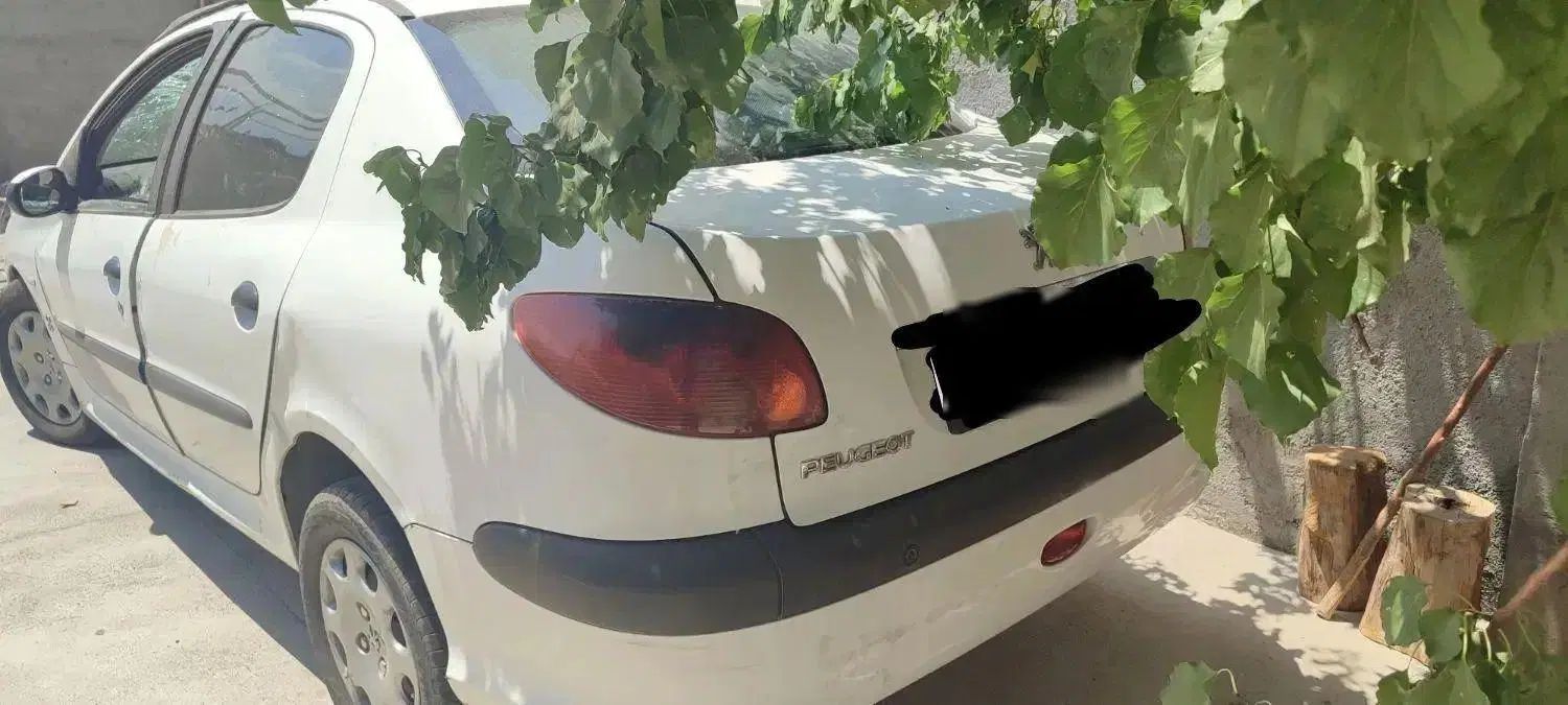 پژو ۲۰۶ صندوق دار v8 - 1393