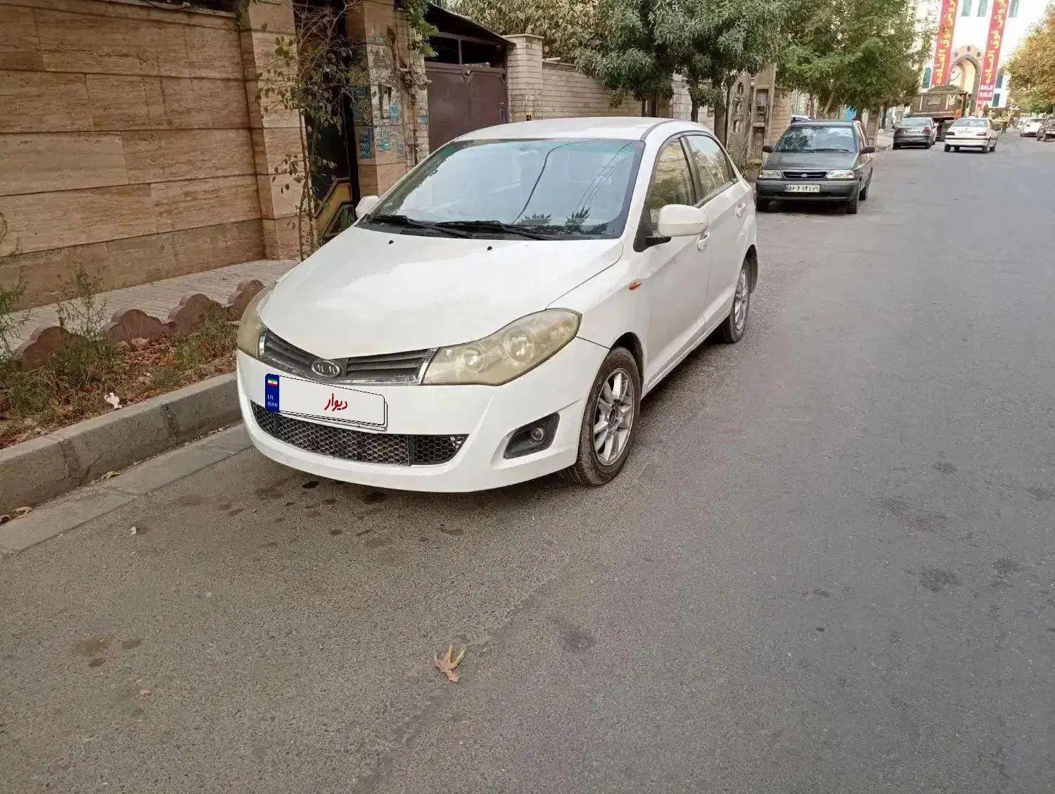 ام وی ام 315 صندوقدار ساده دنده ای - 1392