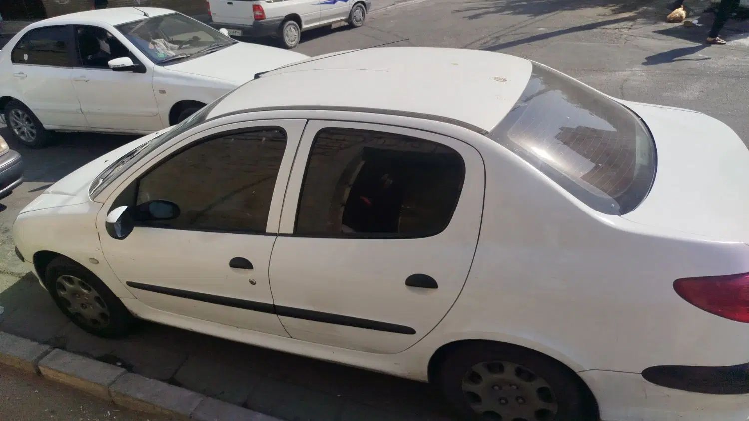 پژو ۲۰۶ صندوق دار v8 - 1393