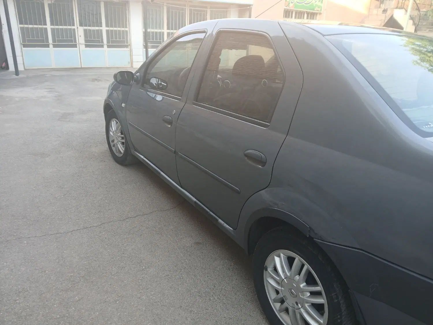 خودرو رنو، تندر 90 آگهی ann_20009054