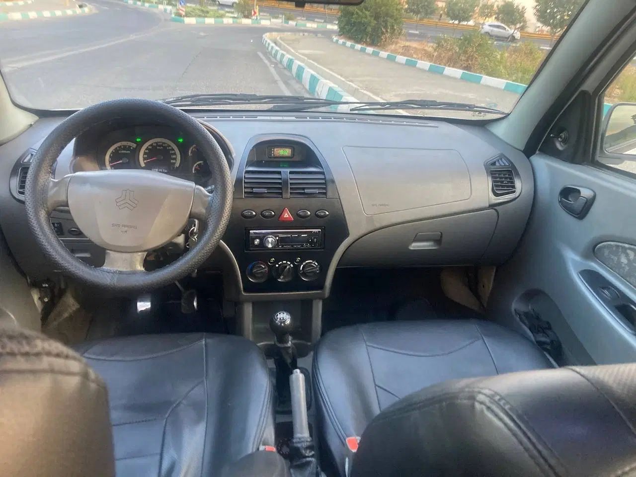 تیبا صندوق دار SX - 1393