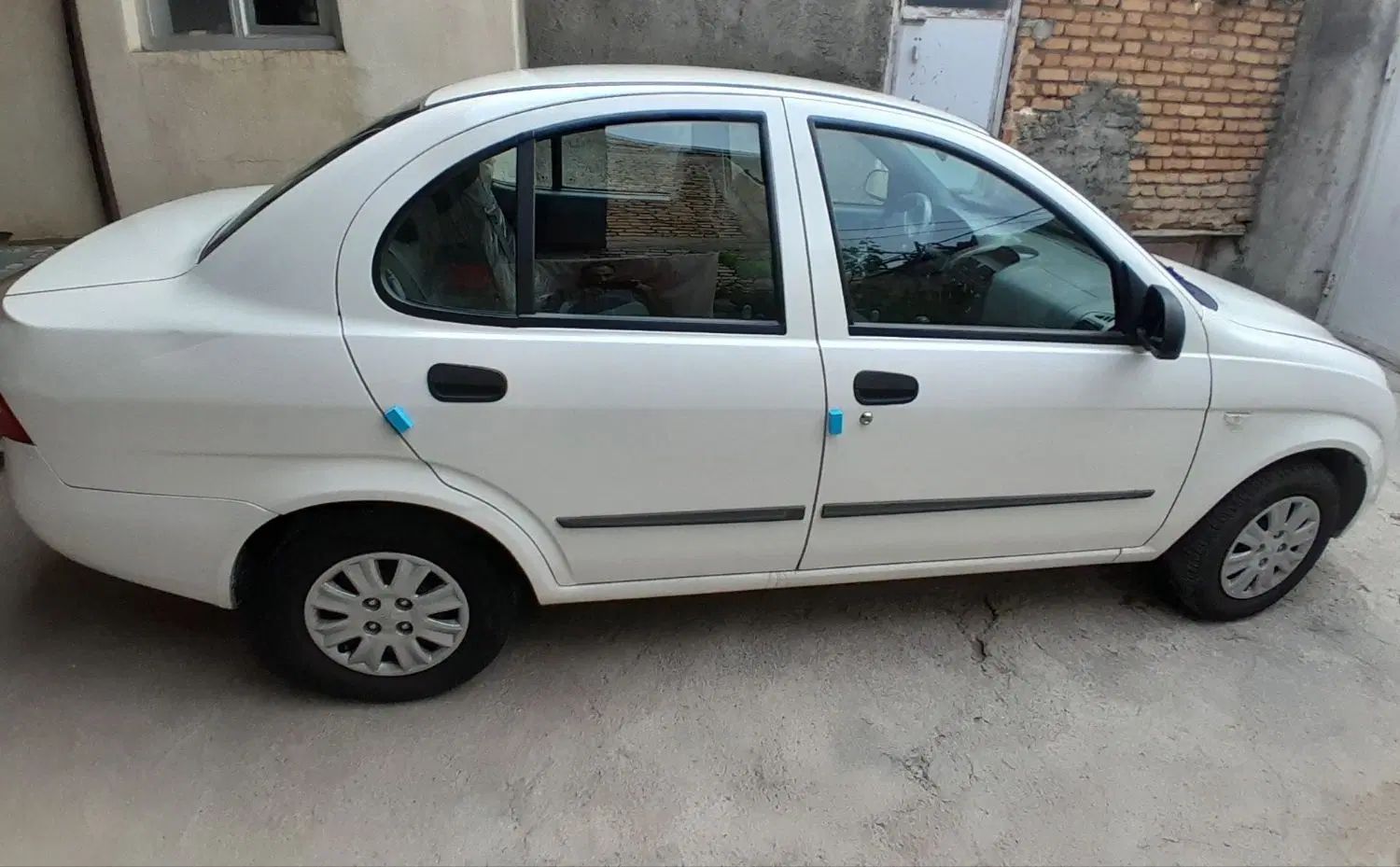 تیبا صندوق دار SX - 1400