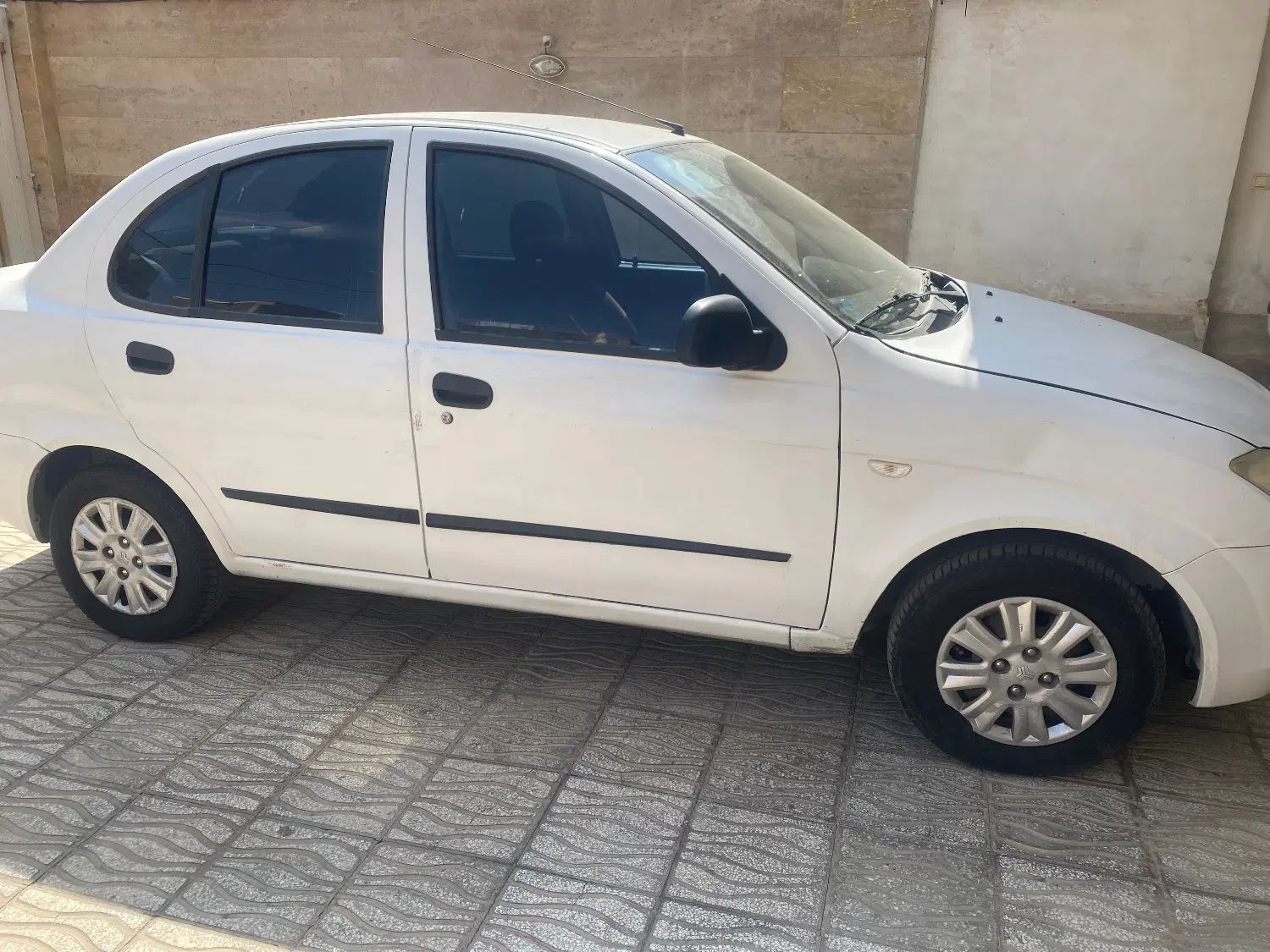 تیبا صندوق دار SX - 1395