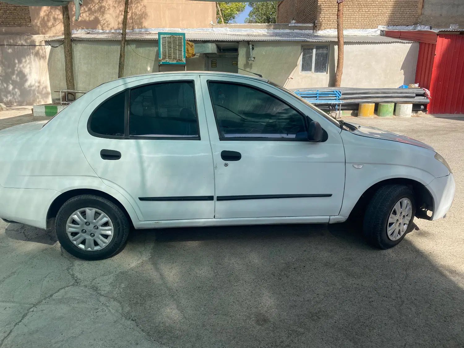 تیبا صندوق دار SX - 1395