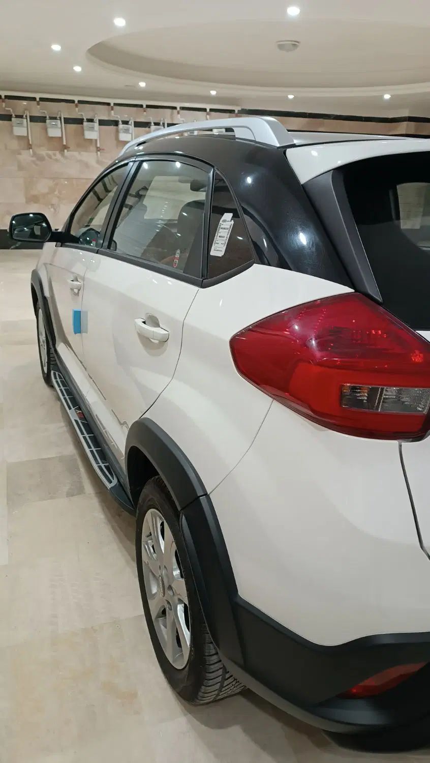 ام وی ام X22 دنده ای اسپرت لاکچری - 1400