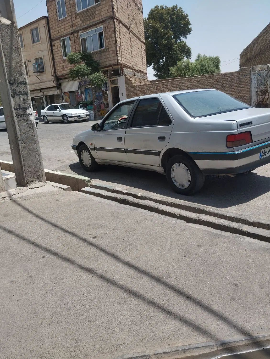 پژو 405 GLX - 1381