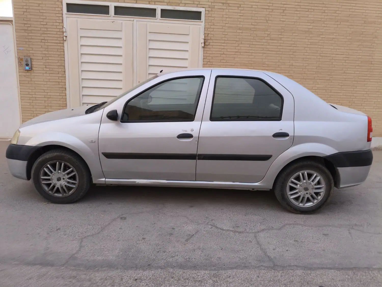 رنو تندر 90 E2 - 1396