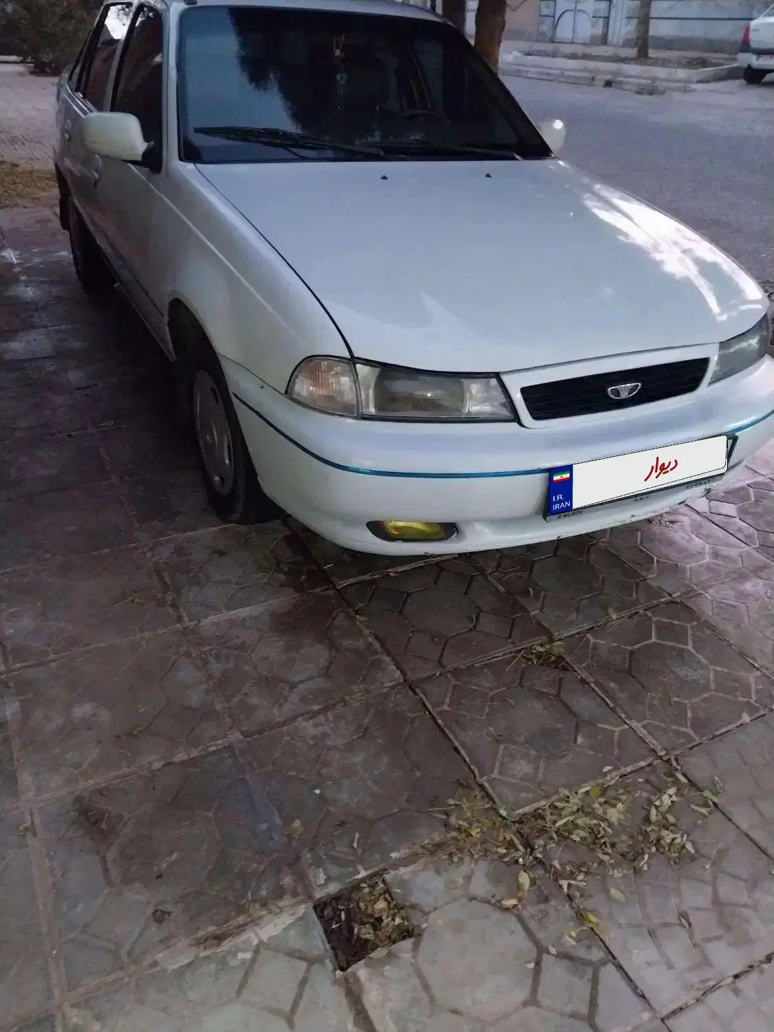 دوو سیلو سدان - 1379