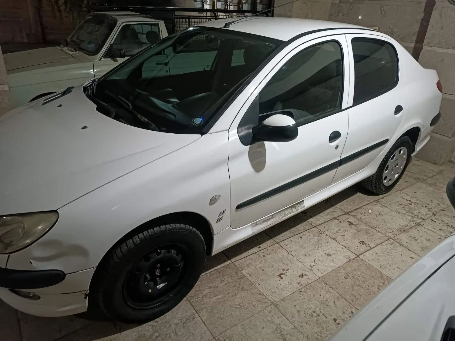 پژو ۲۰۶ صندوق دار v8 - 1398