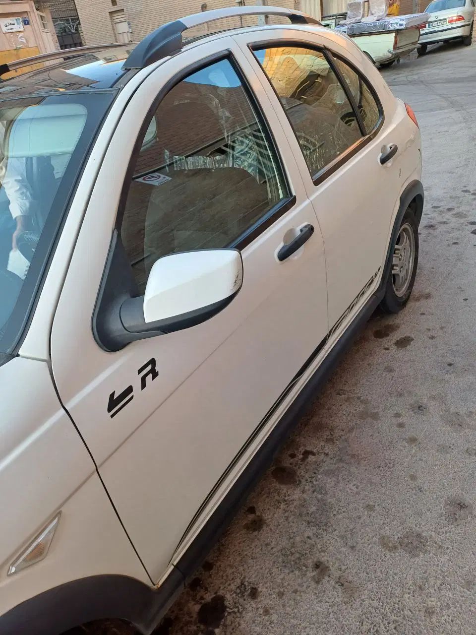 کوییک R دنده‌ای - 1399