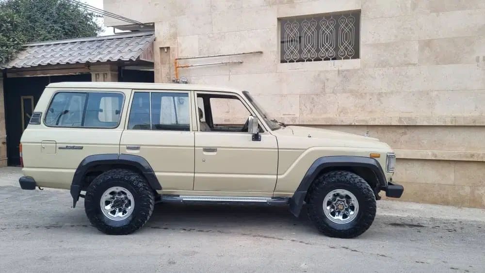 تویوتا لندکروز VXR نسل ۵ - 1988