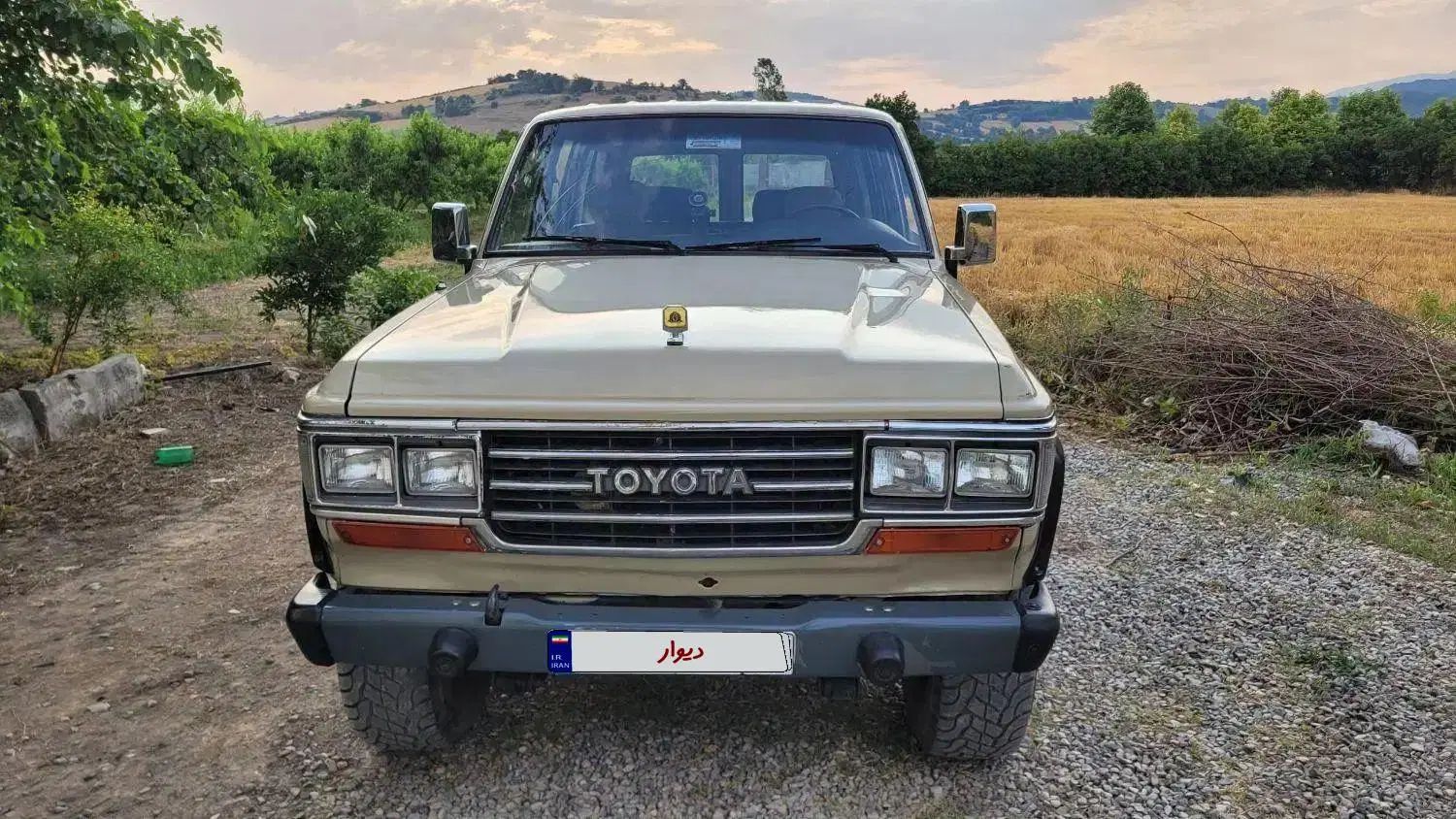 تویوتا لندکروز VXR نسل ۵ - 1988