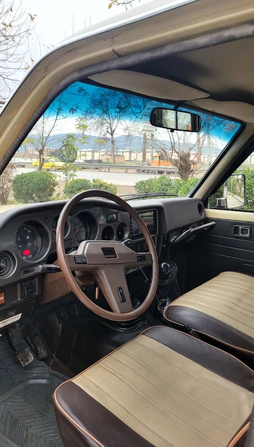 تویوتا لندکروز VXR نسل ۵ - 1988