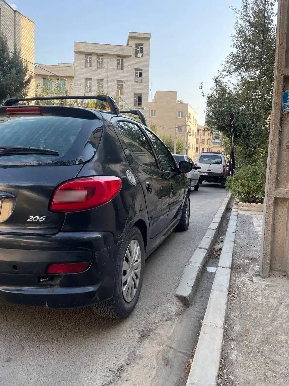 پژو 206 تیپ 3 - 1385