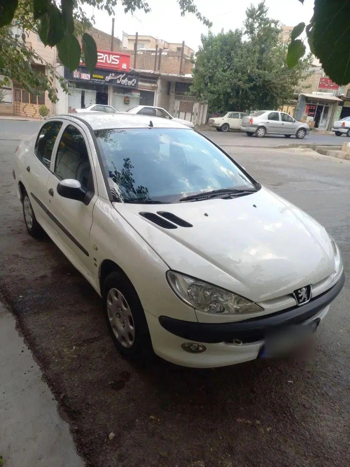 پژو ۲۰۶ صندوق دار v8 - 1389