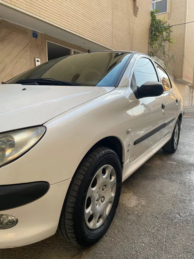 پژو ۲۰۶ صندوق دار v8 - 1399
