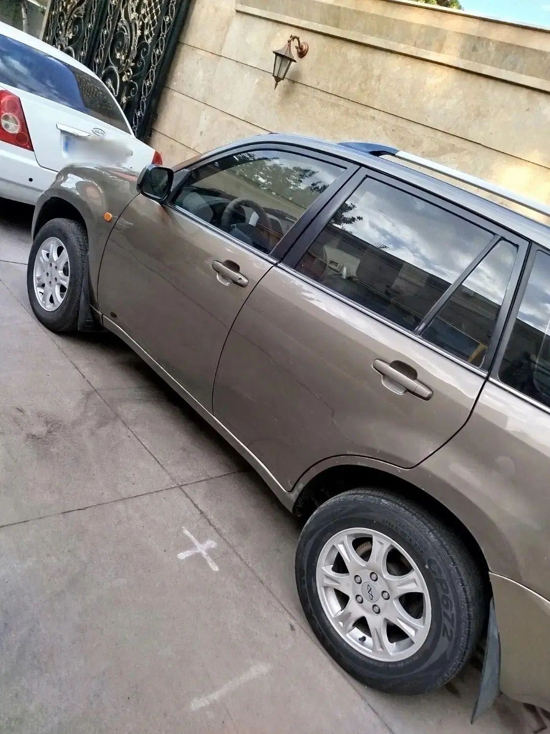 خودرو ام وی ام، X33 آگهی ann_20010612