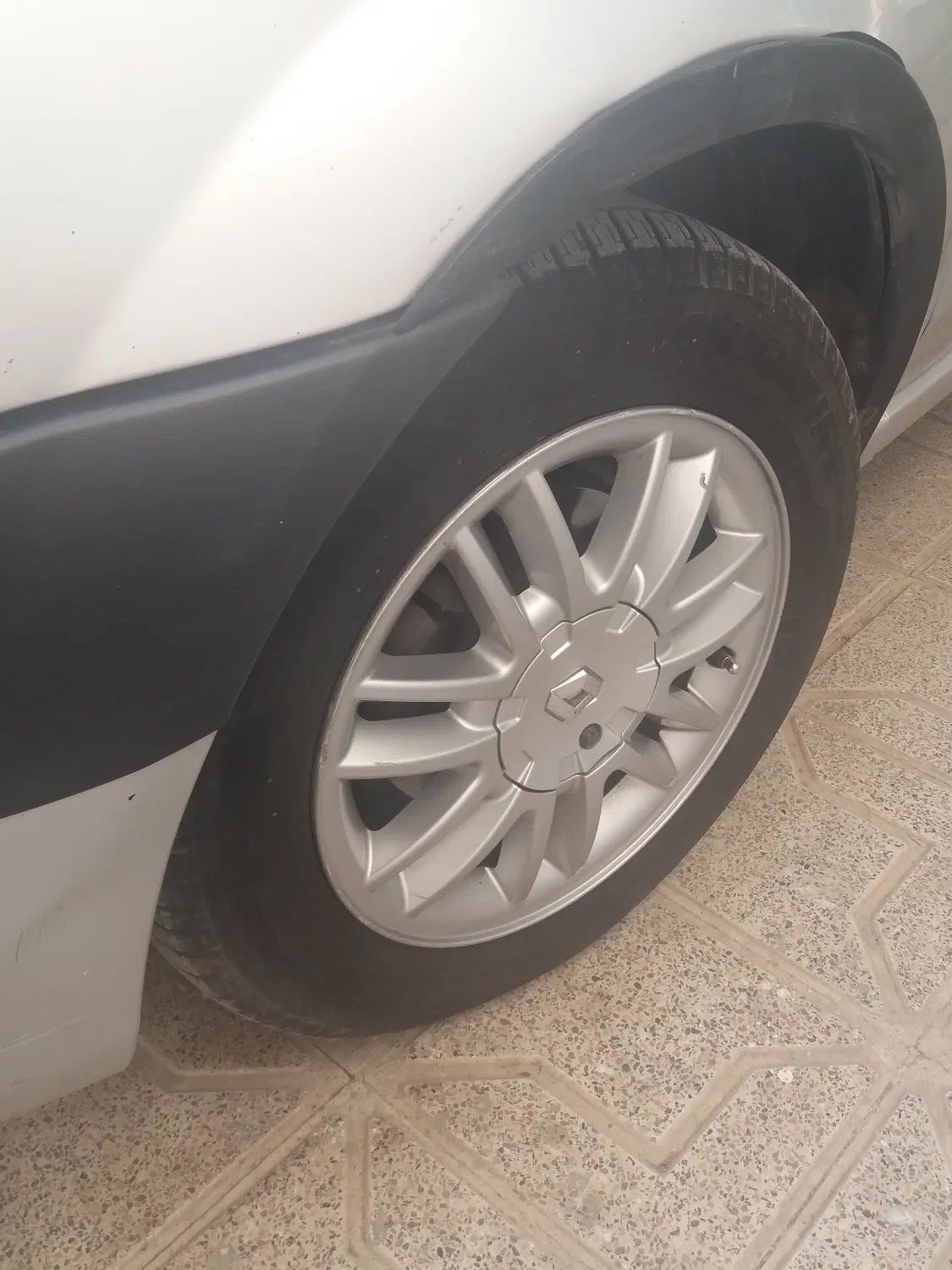 رنو تندر 90 E1 - 1388