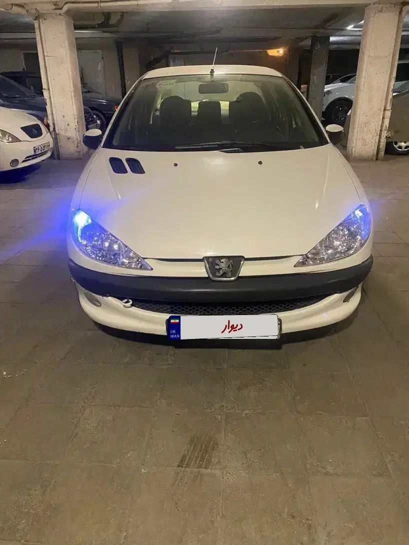 پژو ۲۰۶ صندوق دار v8 - 1390